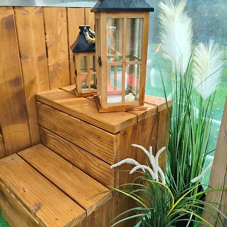 Pod Szczyrkiem Z Ogrodem Na Wylacznosc W Cenie Goraca Bania 샬레 슈차이르크