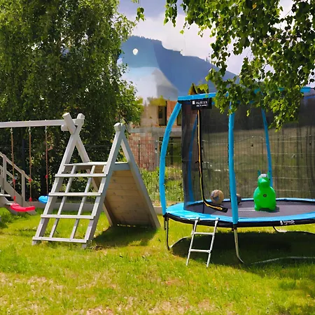 Pod Szczyrkiem Z Ogrodem Na Wylacznosc Basen Goraca Bania Σαλέ *