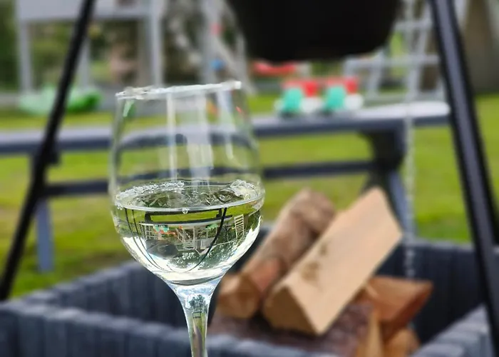 Pod Szczyrkiem Z Ogrodem Na Wylacznosc W Cenie Goraca Bania Horská chata *